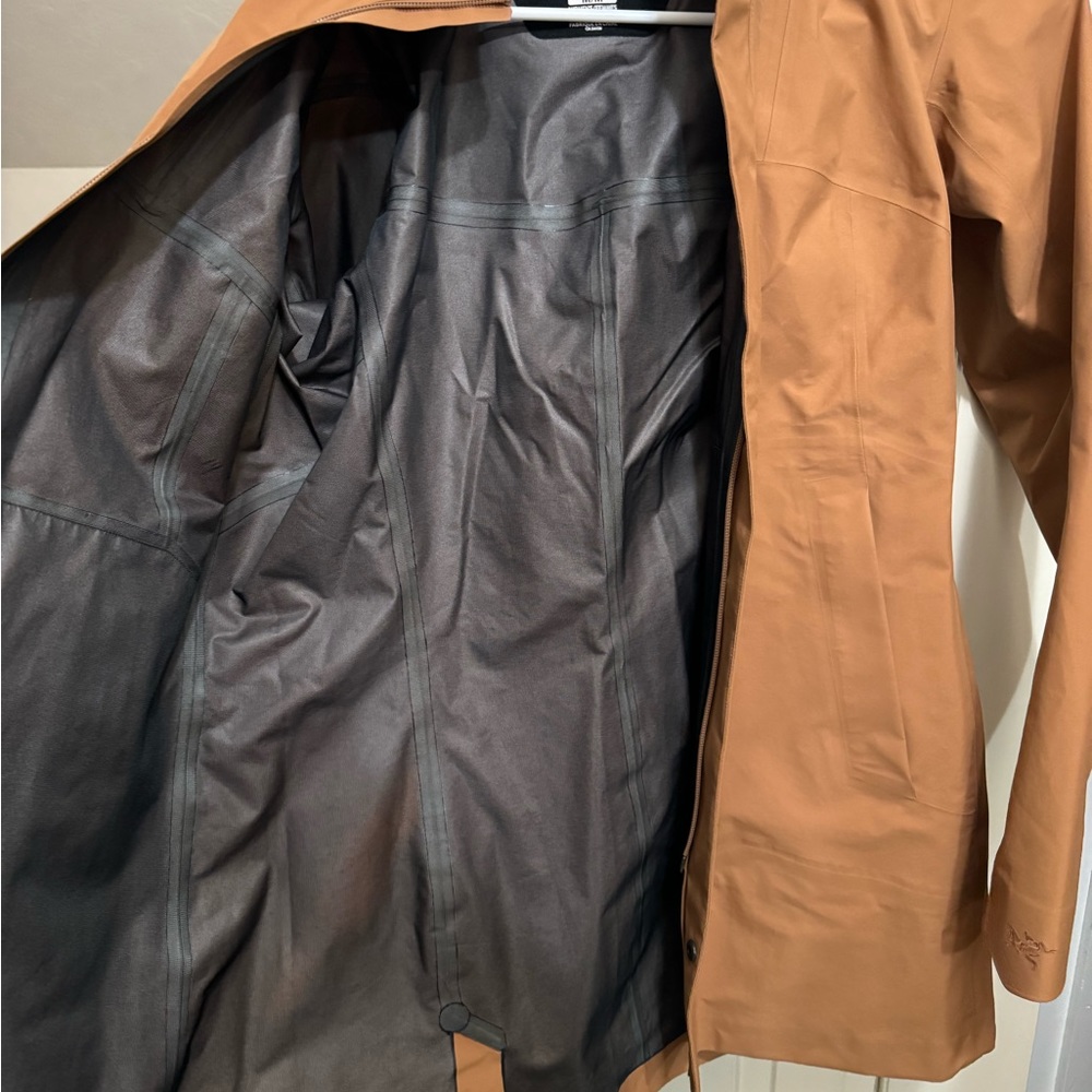 Arc'teryx Codetta Coat - Picture 6 of 10